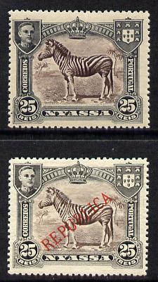 Nyassa Company 1911 Zebra 25r with REPUBLICA overprint omitted plus normal both mounted mint, SG 57var