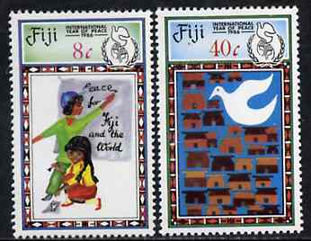 Fiji 1986 International Peace Year (Cub & Brownie) unmounted mint set of 2, SG 736-37