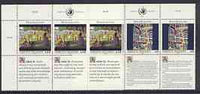 United Nations (Vienna) 1992 Declaration of Human Rights (4th series) set of 2 plus 2 labels (Builders & Sunday Afternoon by Seurat) each in blocks of 6 showing labels in 3 languages, unmounted mint, SG V138-39