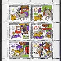 Germany - East 1971 Fairy Tales #06 - The Town Musicians of Bremen, perf sheetlet containing set of 6 values unmounted mint, SG E1437a