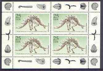 Germany - East 1990 Natural Science Museum perf sheetlet containing 25pf x 4 unmounted mint, SG E3021