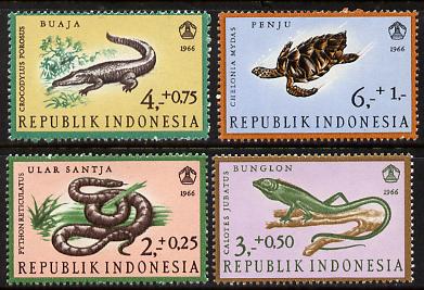 Indonesia 1966 Reptiles set of 4 unmounted mint (SG 1136-9)*