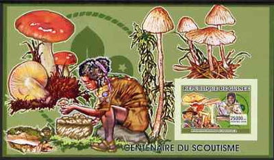 Guinea - Conakry 2006 Centenary of Scouting imperf s/sheet #10 containing 1 value (Fungi) unmounted mint Yv 376