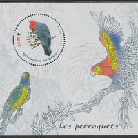 Benin 2018 Parrots #4 perf deluxe m/sheet containing one circular value unmounted mint