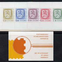 Finland 1985 Lion (National Arms) 5m booklet (yellow & orange cover) complete and fine, SG SB19