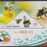 Madagascar 2019 Darwin 160th Anniversary of Publication of The Origin of Species - Bees #2 perf deluxe sheet containing one triangular value unmounted mint